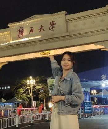 刘小丽2.png