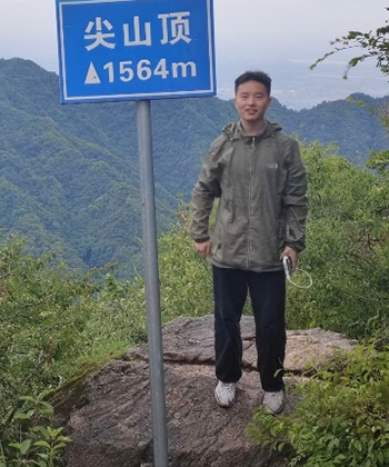 硕17.png